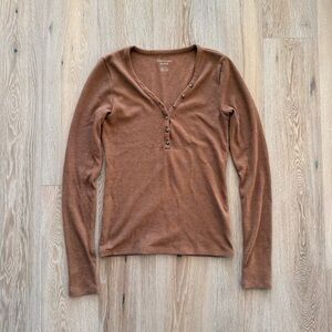 American Eagle Long Sleeve Henley Waffle T-Shirt